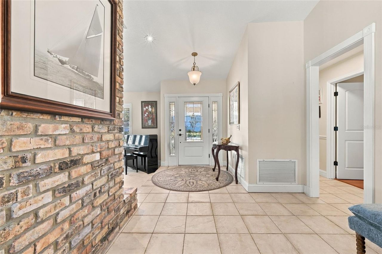 13205 MARIA AVENUE — photo 9