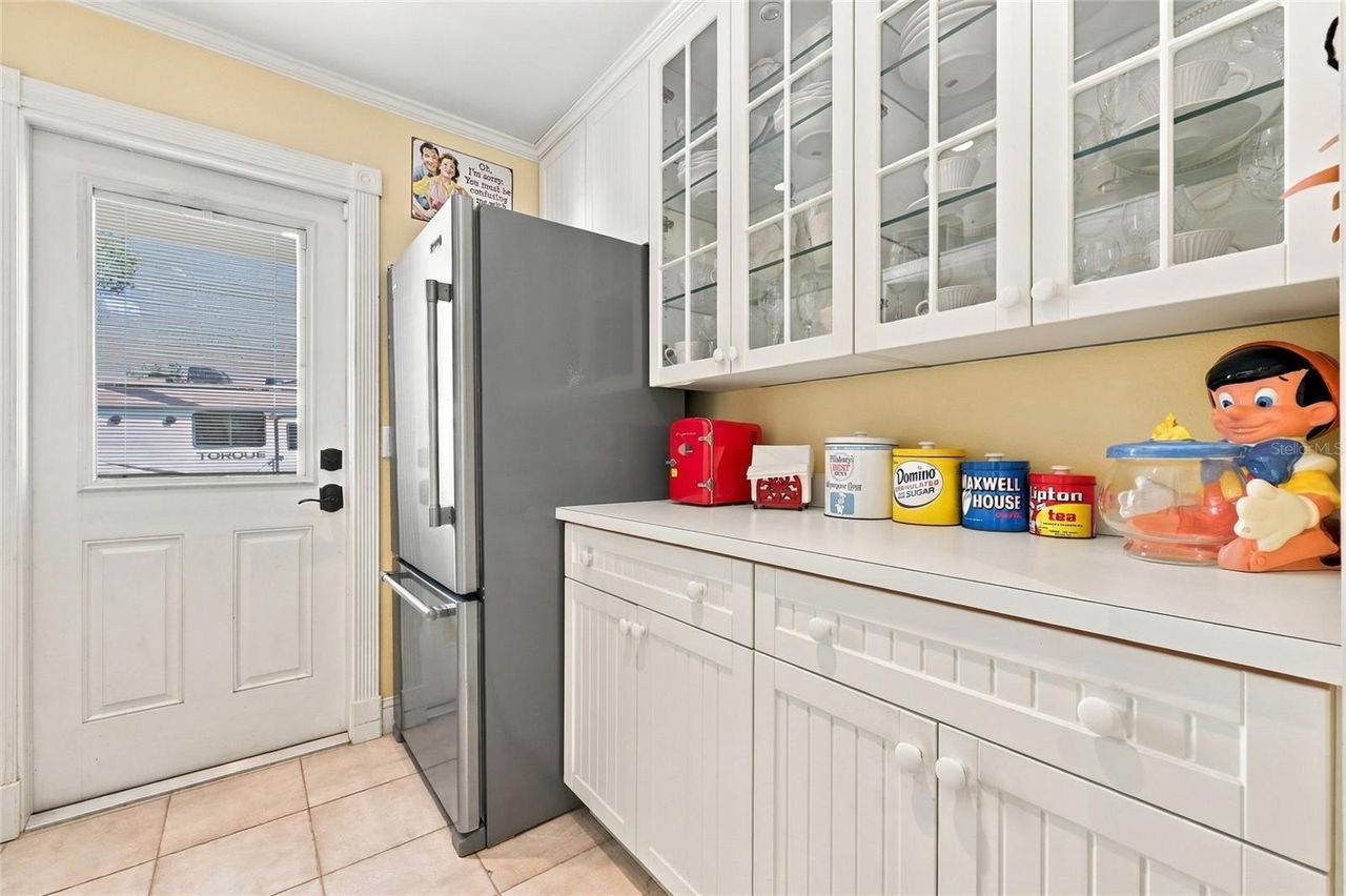 13205 MARIA AVENUE — photo 26