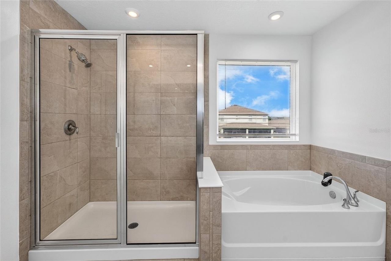 2960 ANGELONIA THORN WAY — photo 39