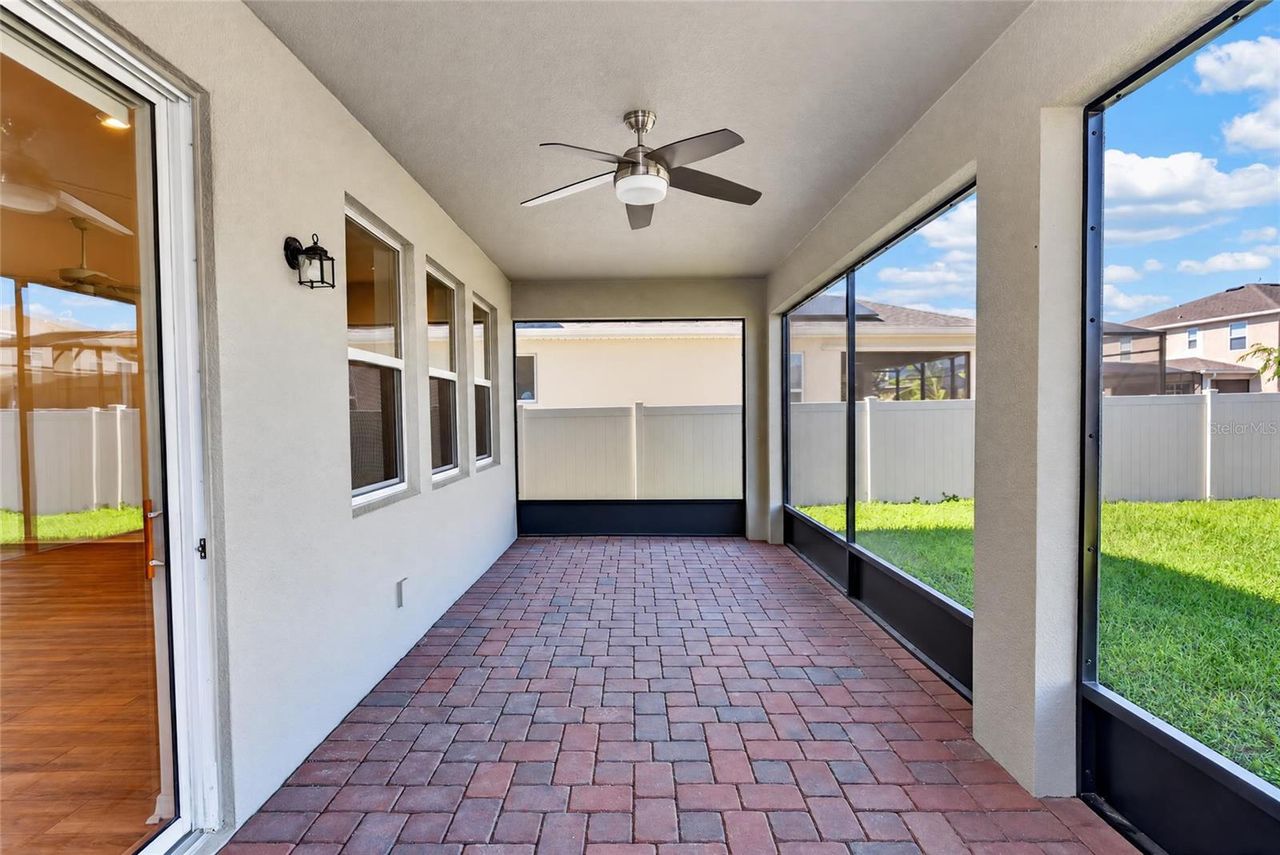 2960 ANGELONIA THORN WAY — photo 44