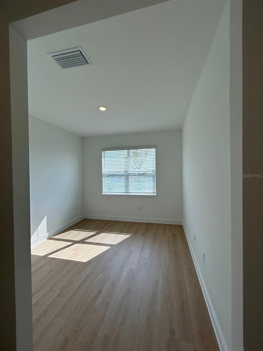 2184 AXEL STREET — photo 14