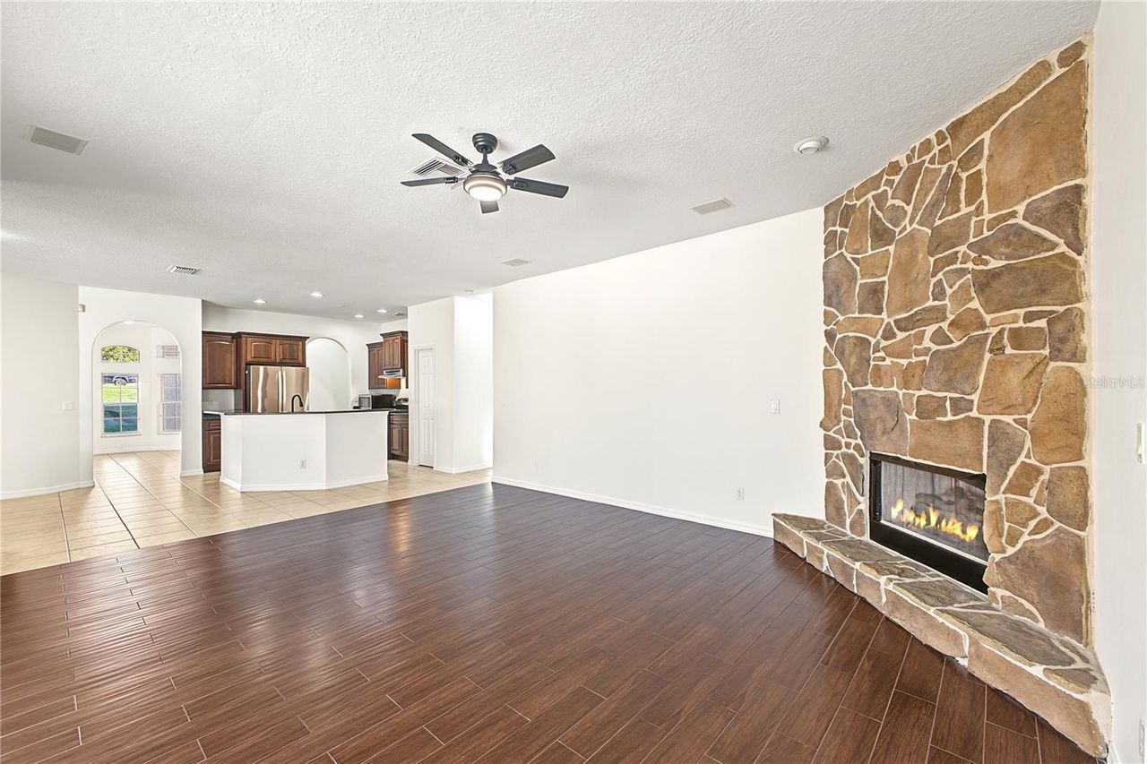 14028 VISTA DEL LAGO BOULEVARD — photo 20
