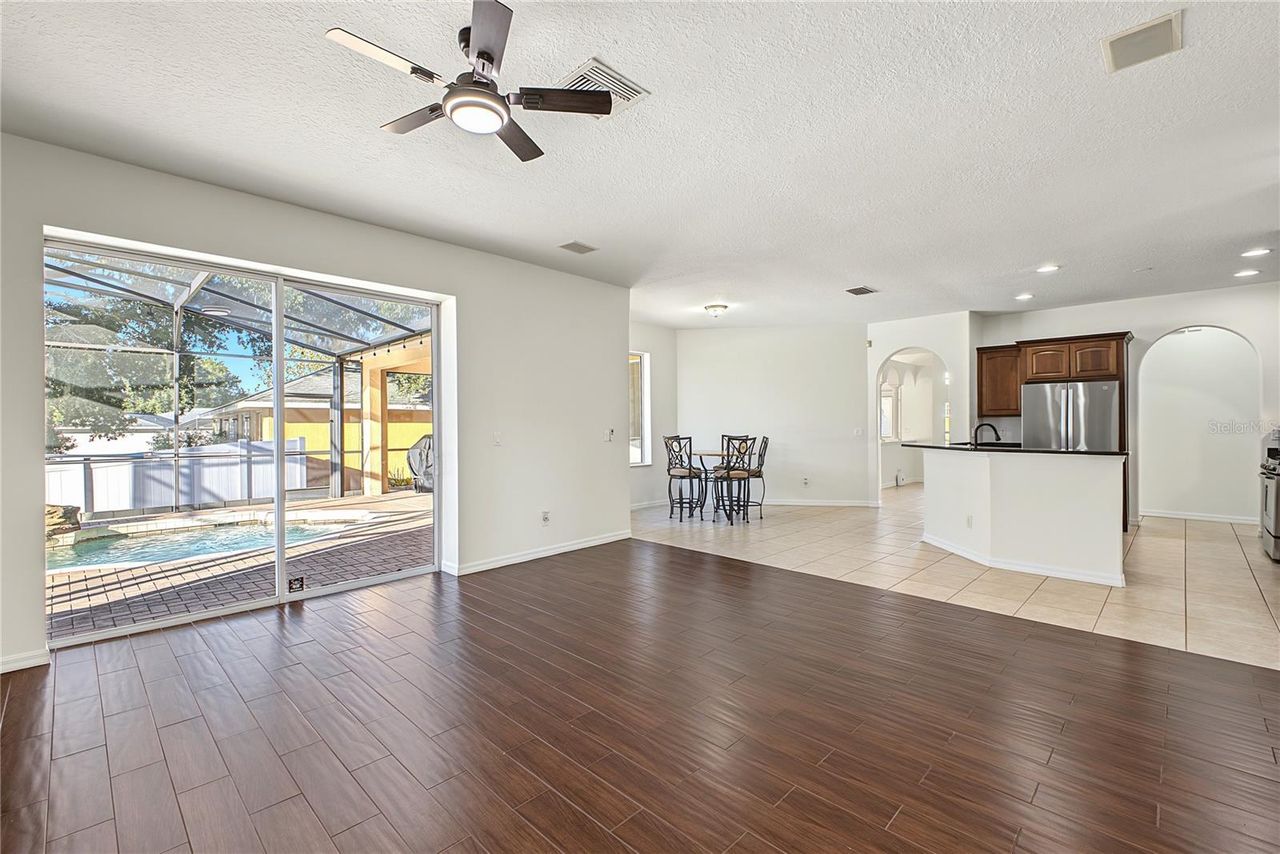 14028 VISTA DEL LAGO BOULEVARD — photo 21