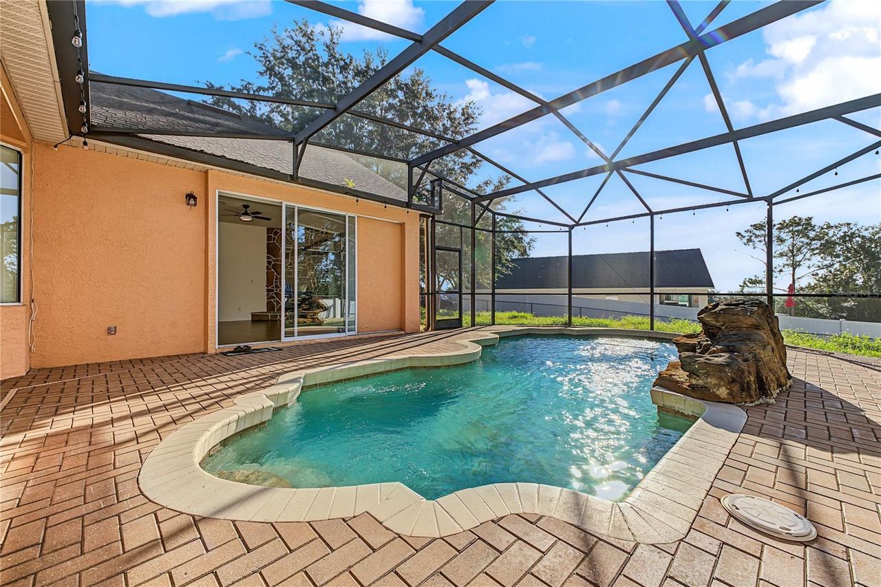 14028 VISTA DEL LAGO BOULEVARD — photo 32