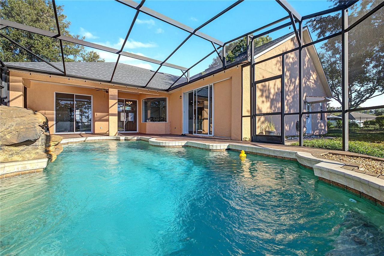 14028 VISTA DEL LAGO BOULEVARD — photo 33