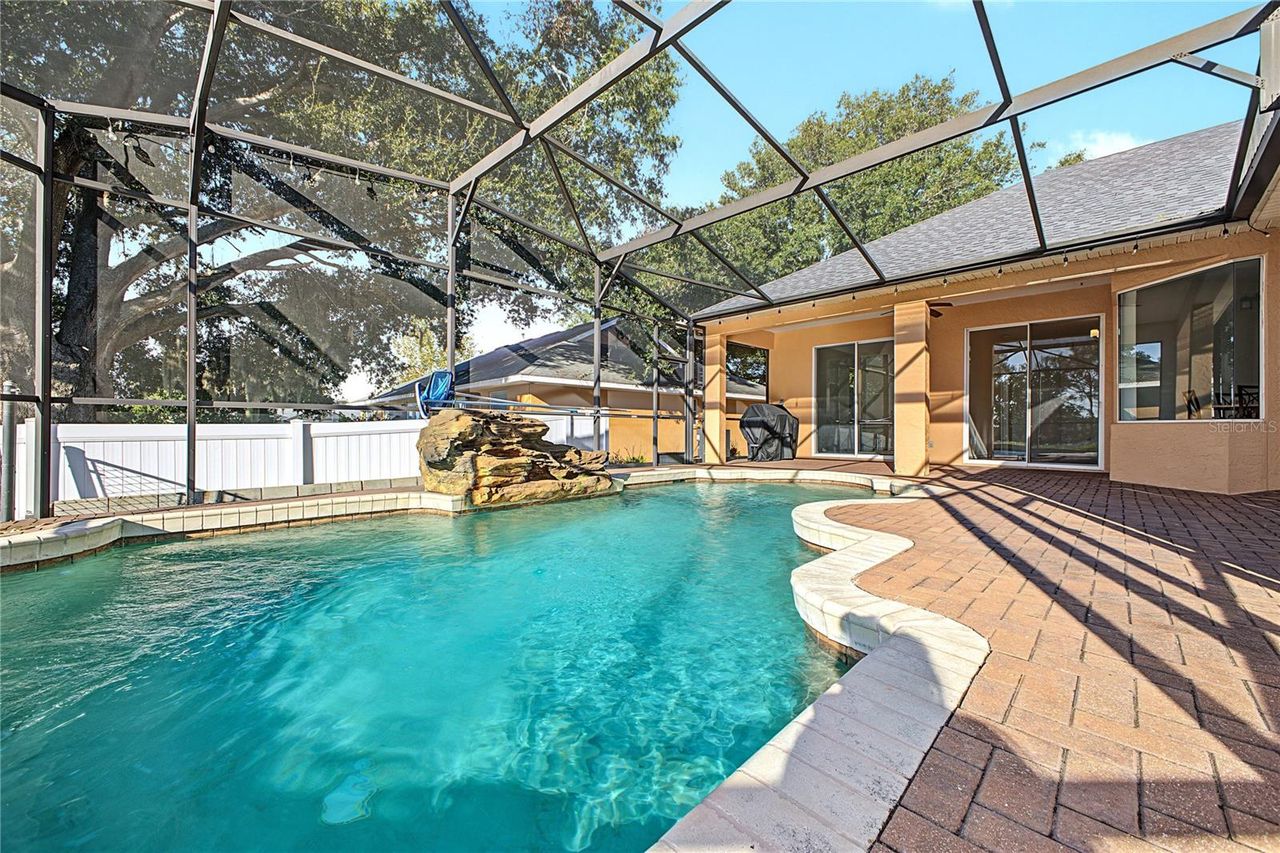14028 VISTA DEL LAGO BOULEVARD — photo 34
