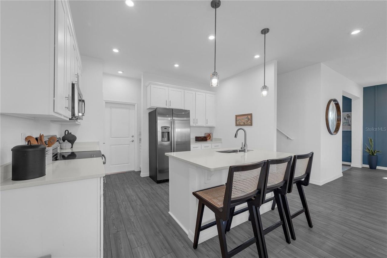 1098 CLAY BOULEVARD — photo 10