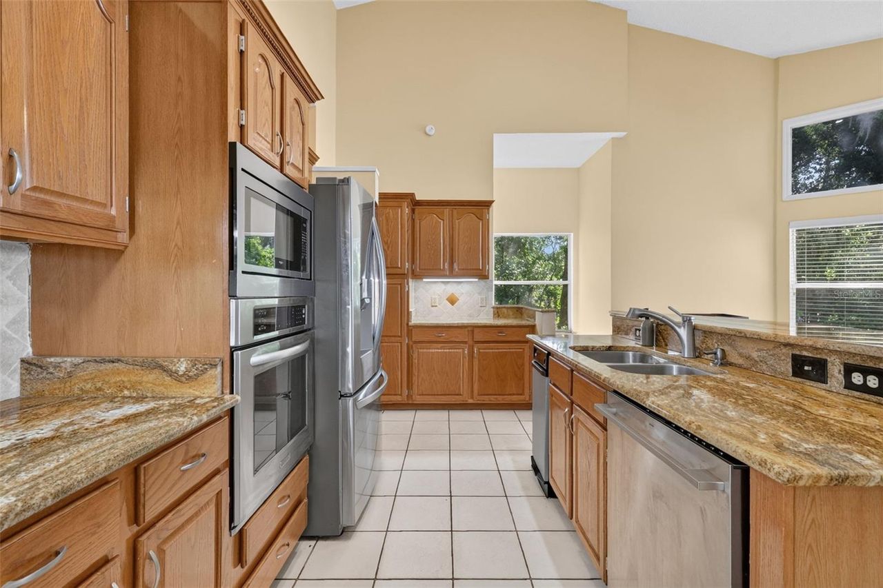 2103 CROOKED LAKE DRIVE — photo 22