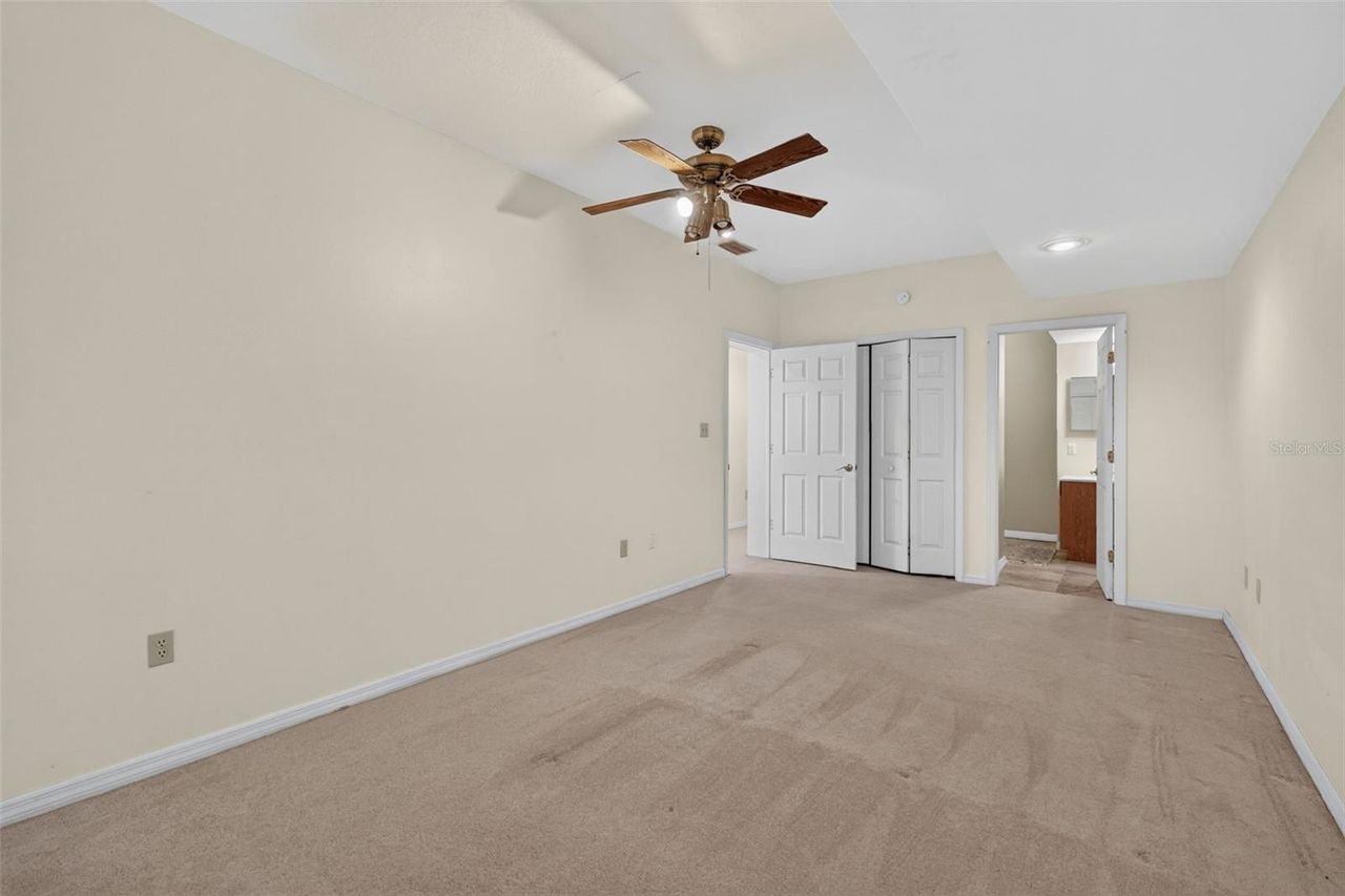 2103 CROOKED LAKE DRIVE — photo 35