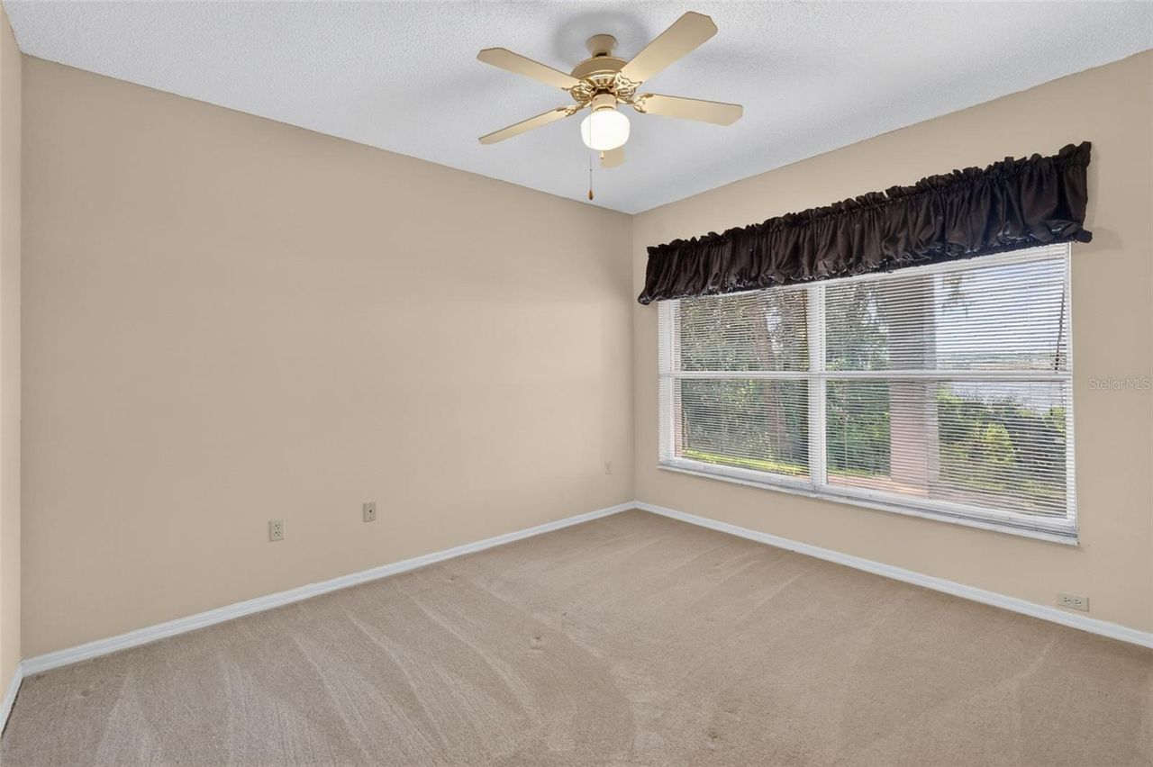 2103 CROOKED LAKE DRIVE — photo 38
