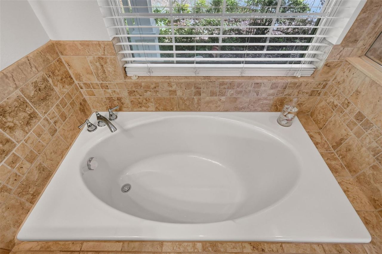 2103 CROOKED LAKE DRIVE — photo 45