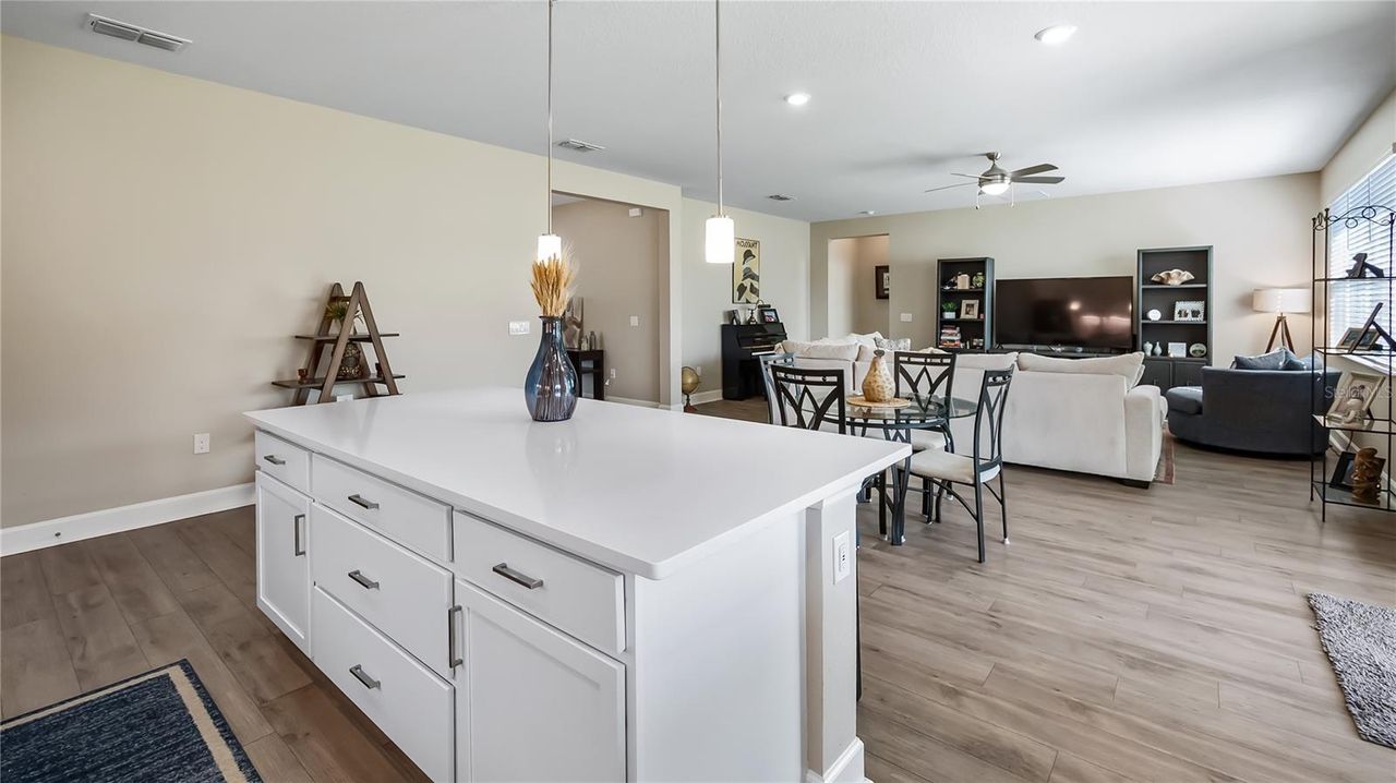 793 RIOJA DRIVE — photo 11