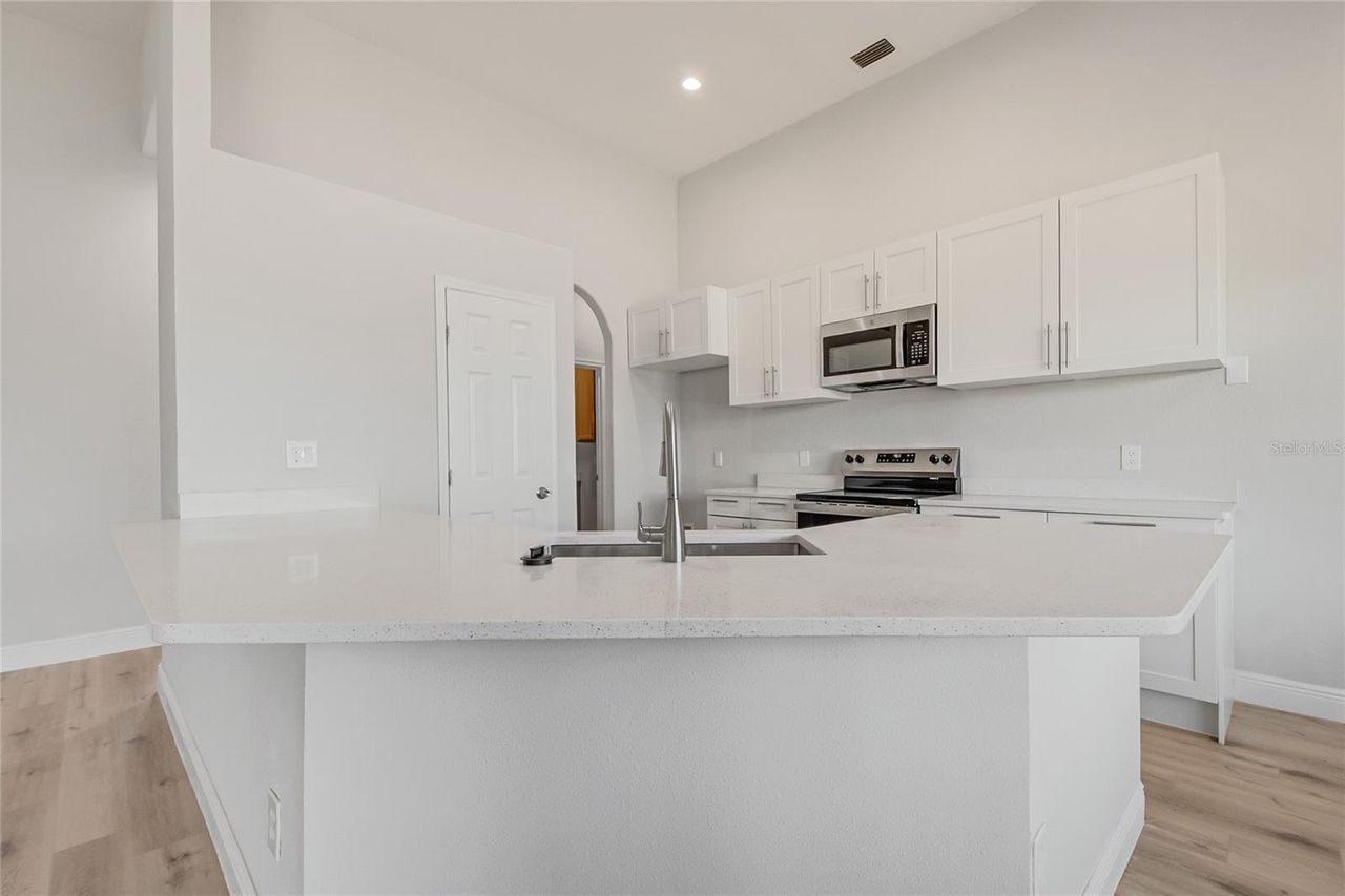 11614 LAKE KATHERINE CIRCLE — photo 38