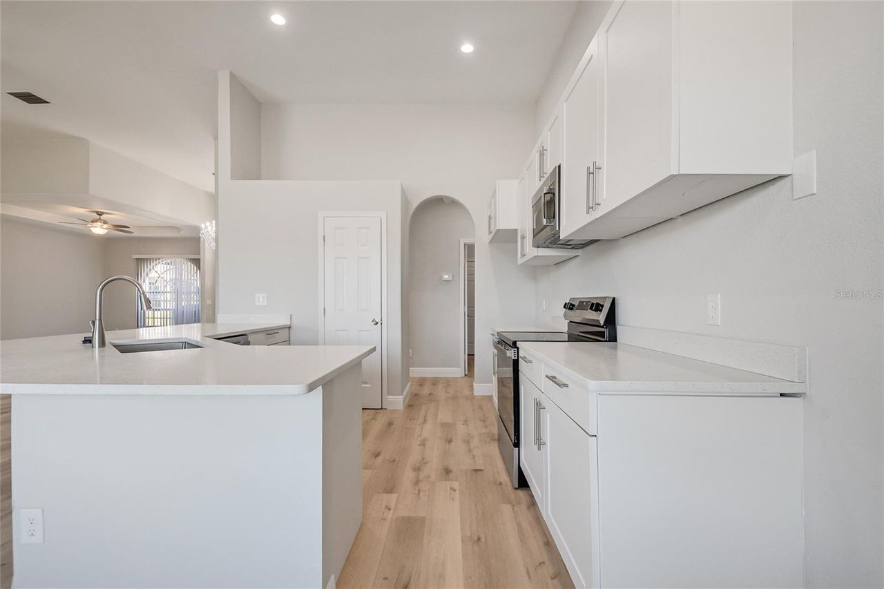 11614 LAKE KATHERINE CIRCLE — photo 39