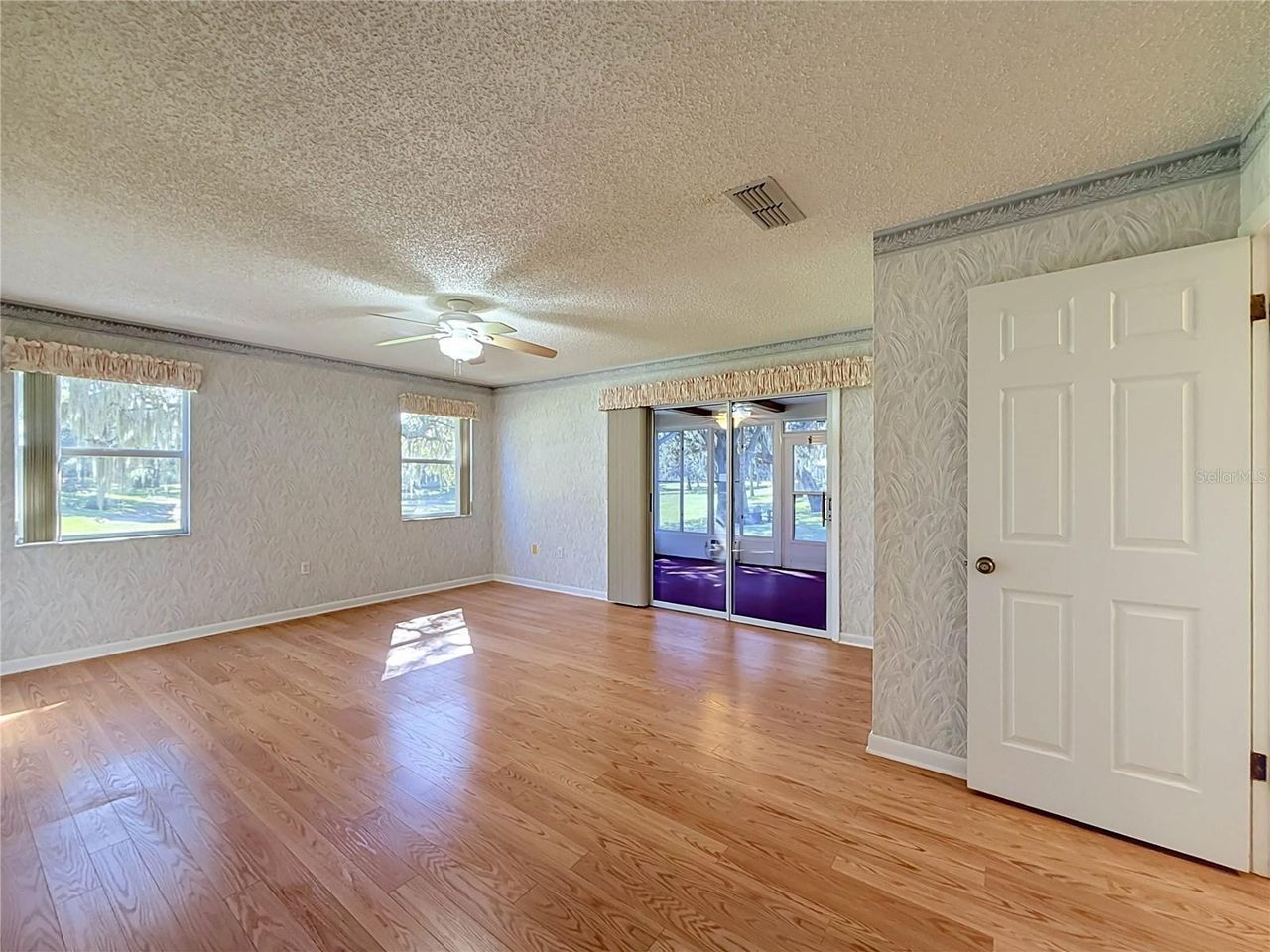 1428 NEW ABBEY AVENUE — photo 24