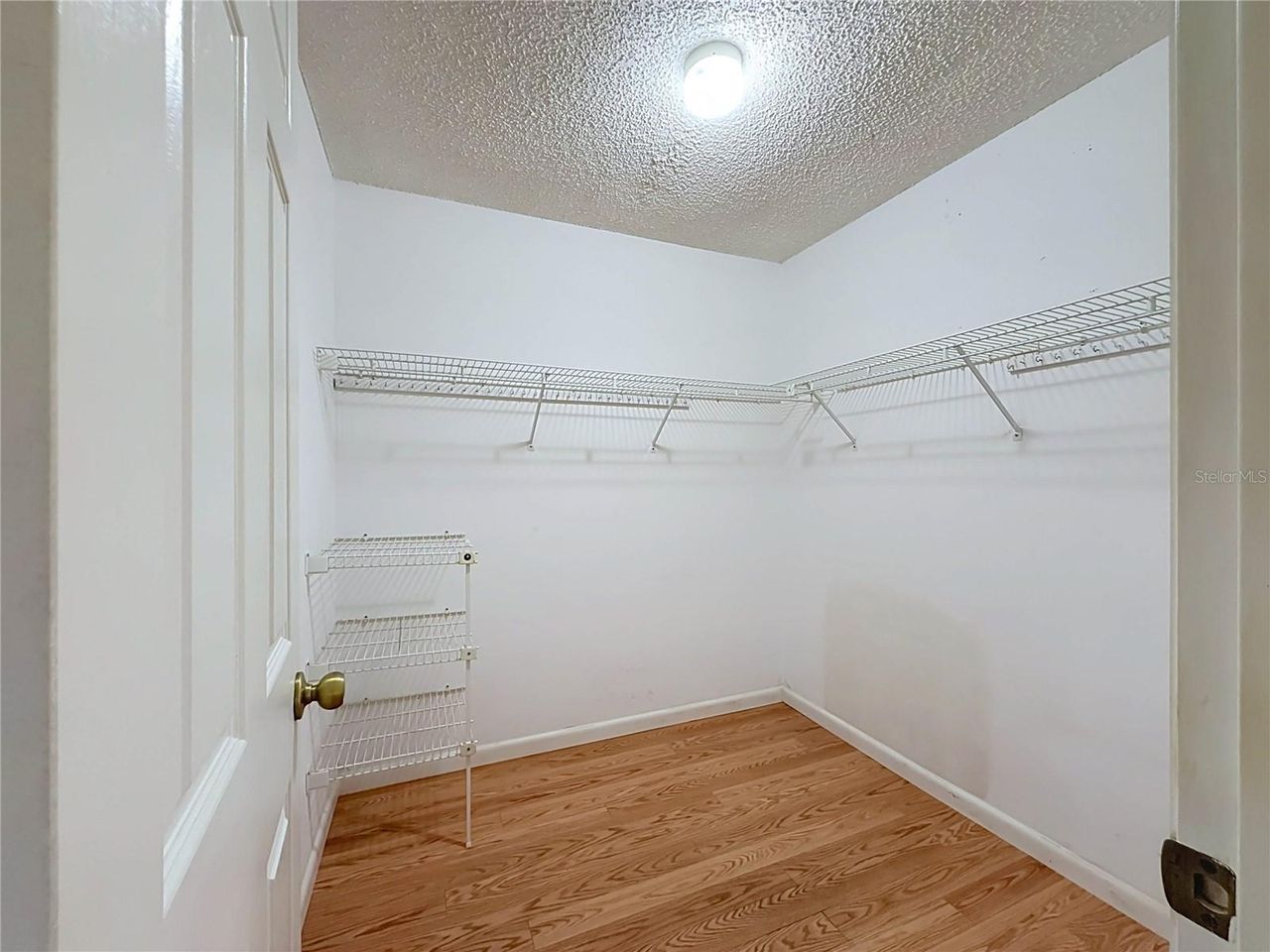 1428 NEW ABBEY AVENUE — photo 34