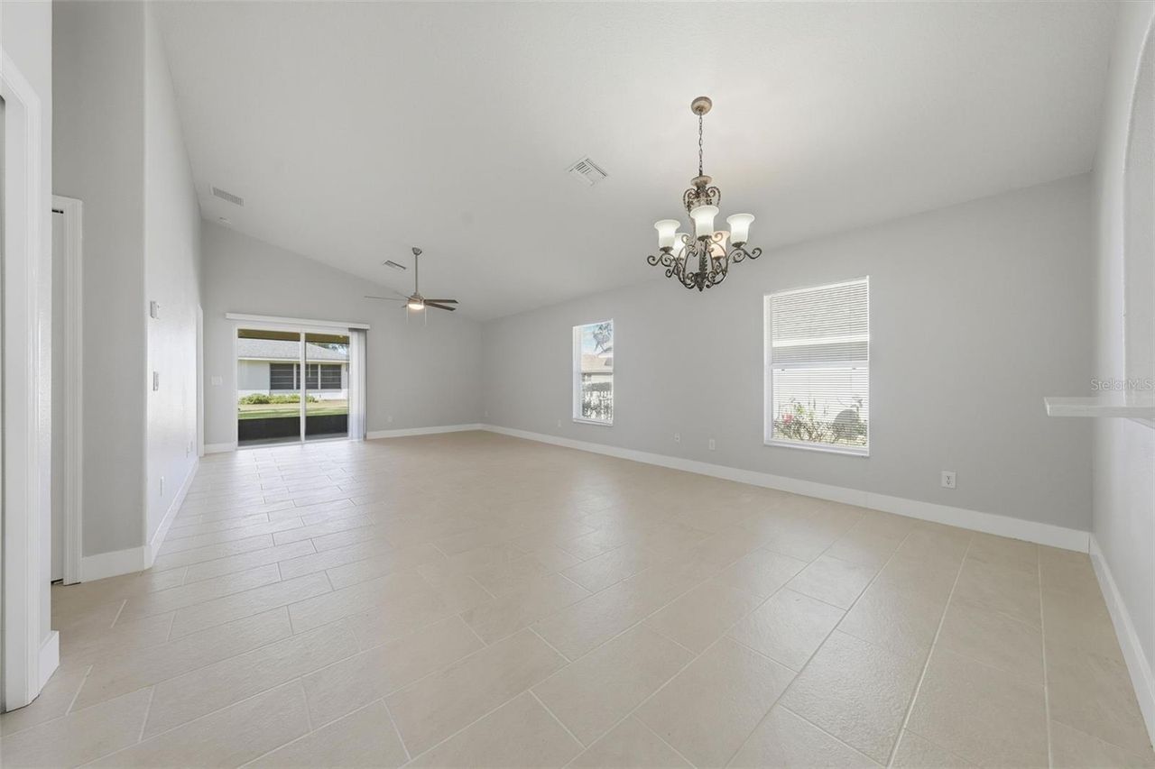 941 VINDALE ROAD — photo 16