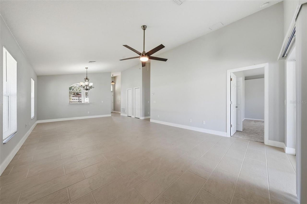 941 VINDALE ROAD — photo 19